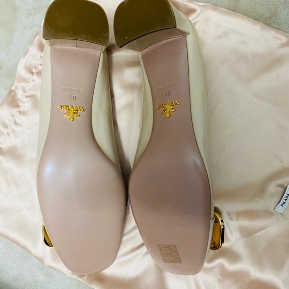 Prada shoes - Picture 7 of 13